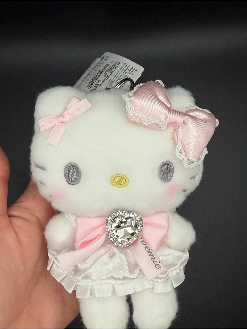 Sanrio X Noemie Hello Kitty plush/keychain - Picture 5 of 8